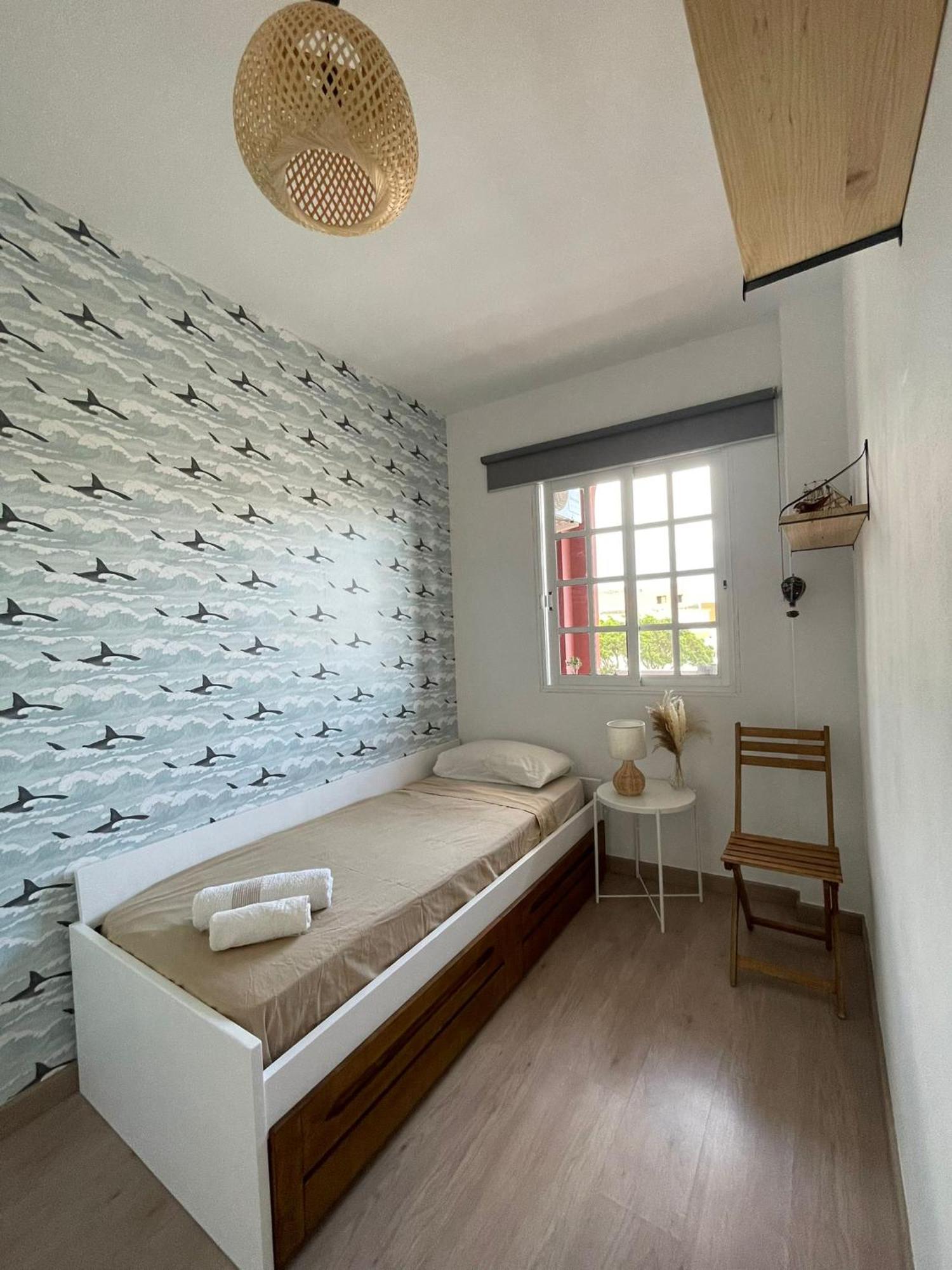 Seaside Paradise - 2 Bedroom Apartment With Ocean Views & Air Conditioning In Playa San Juan エクステリア 写真