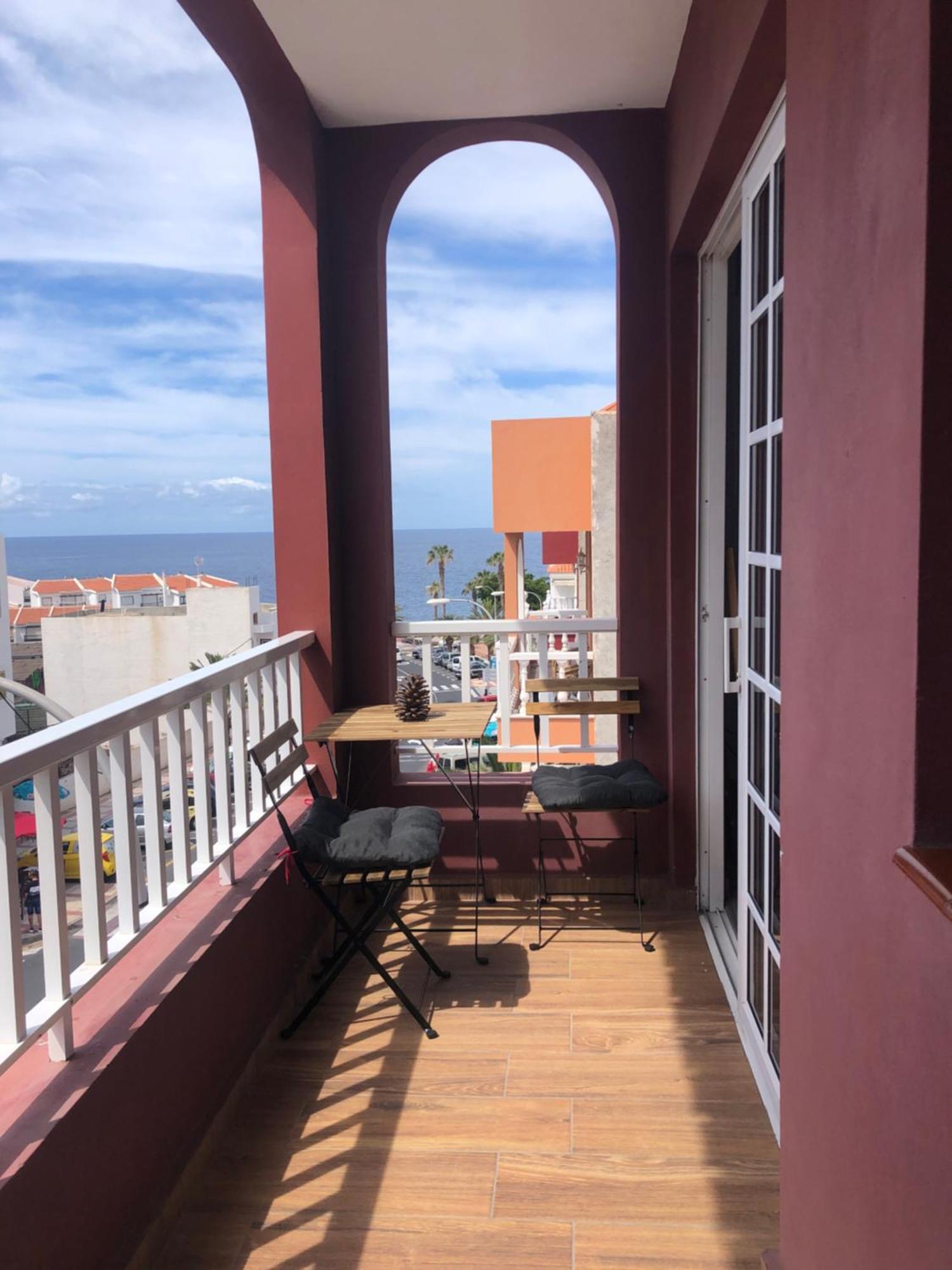 Seaside Paradise - 2 Bedroom Apartment With Ocean Views & Air Conditioning In Playa San Juan エクステリア 写真