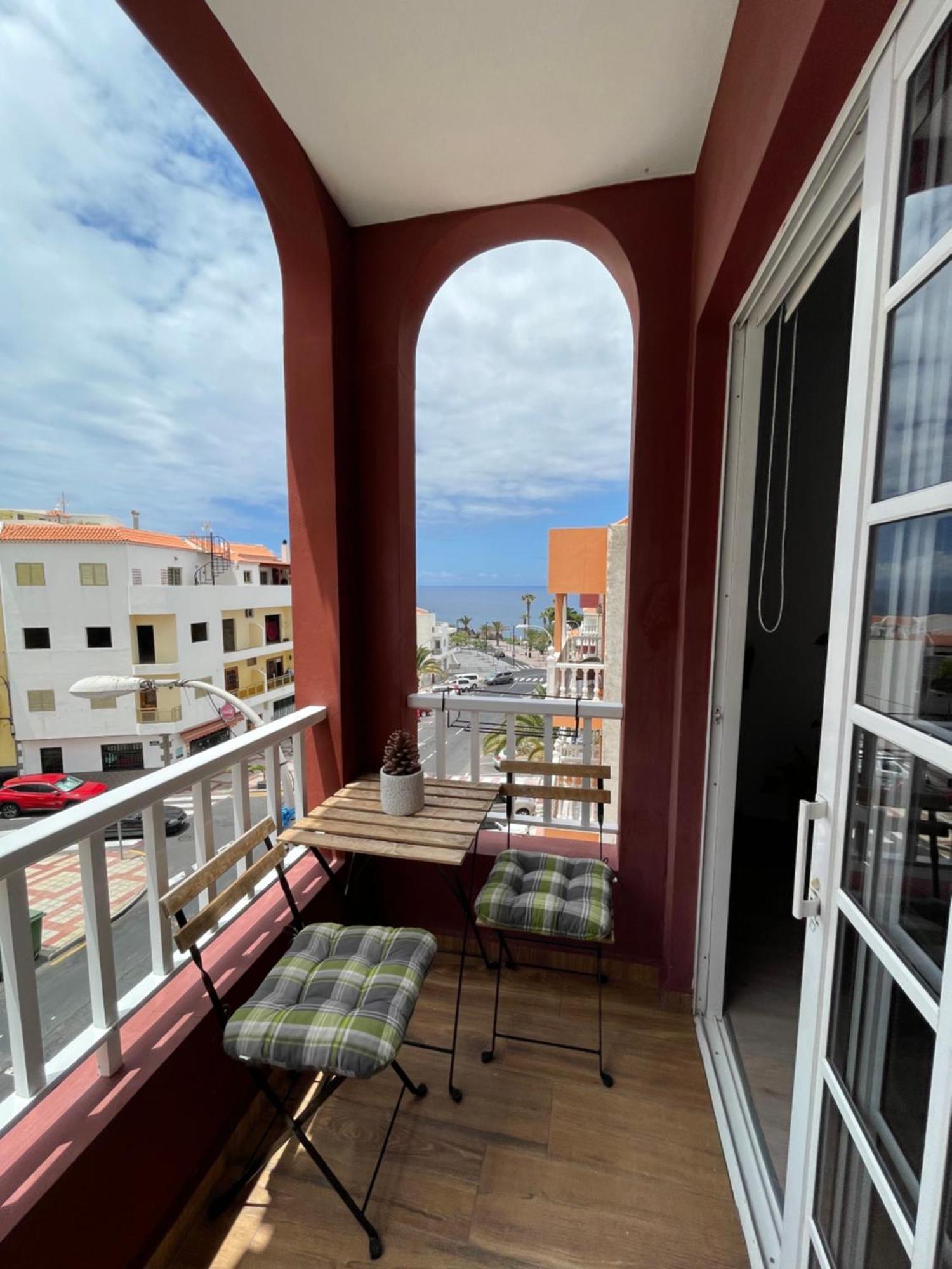 Seaside Paradise - 2 Bedroom Apartment With Ocean Views & Air Conditioning In Playa San Juan エクステリア 写真