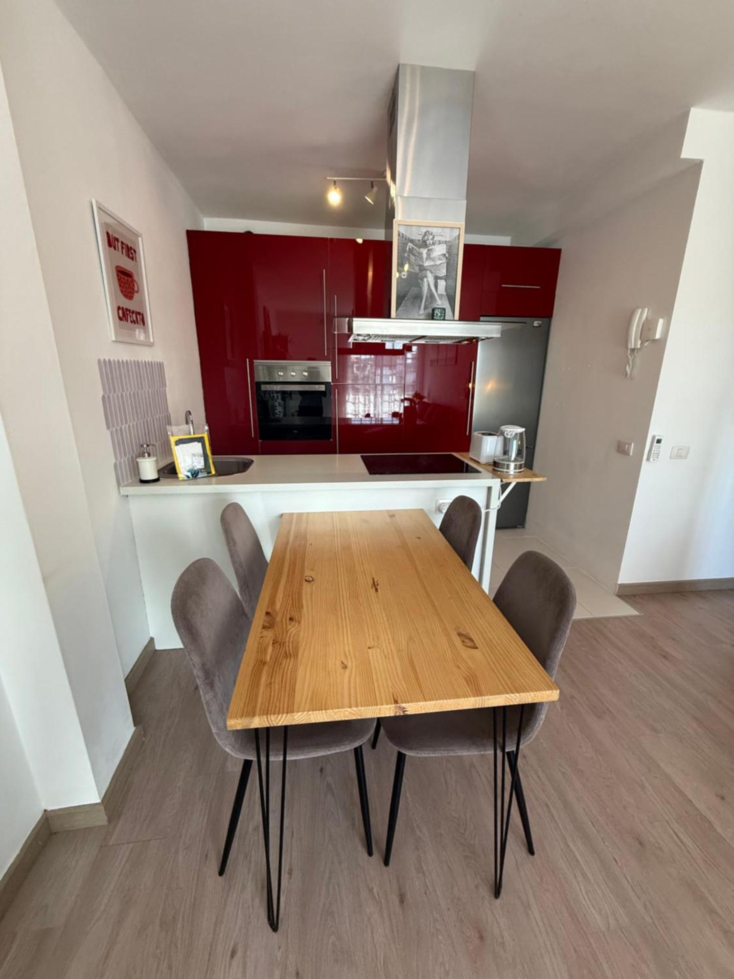 Seaside Paradise - 2 Bedroom Apartment With Ocean Views & Air Conditioning In Playa San Juan エクステリア 写真