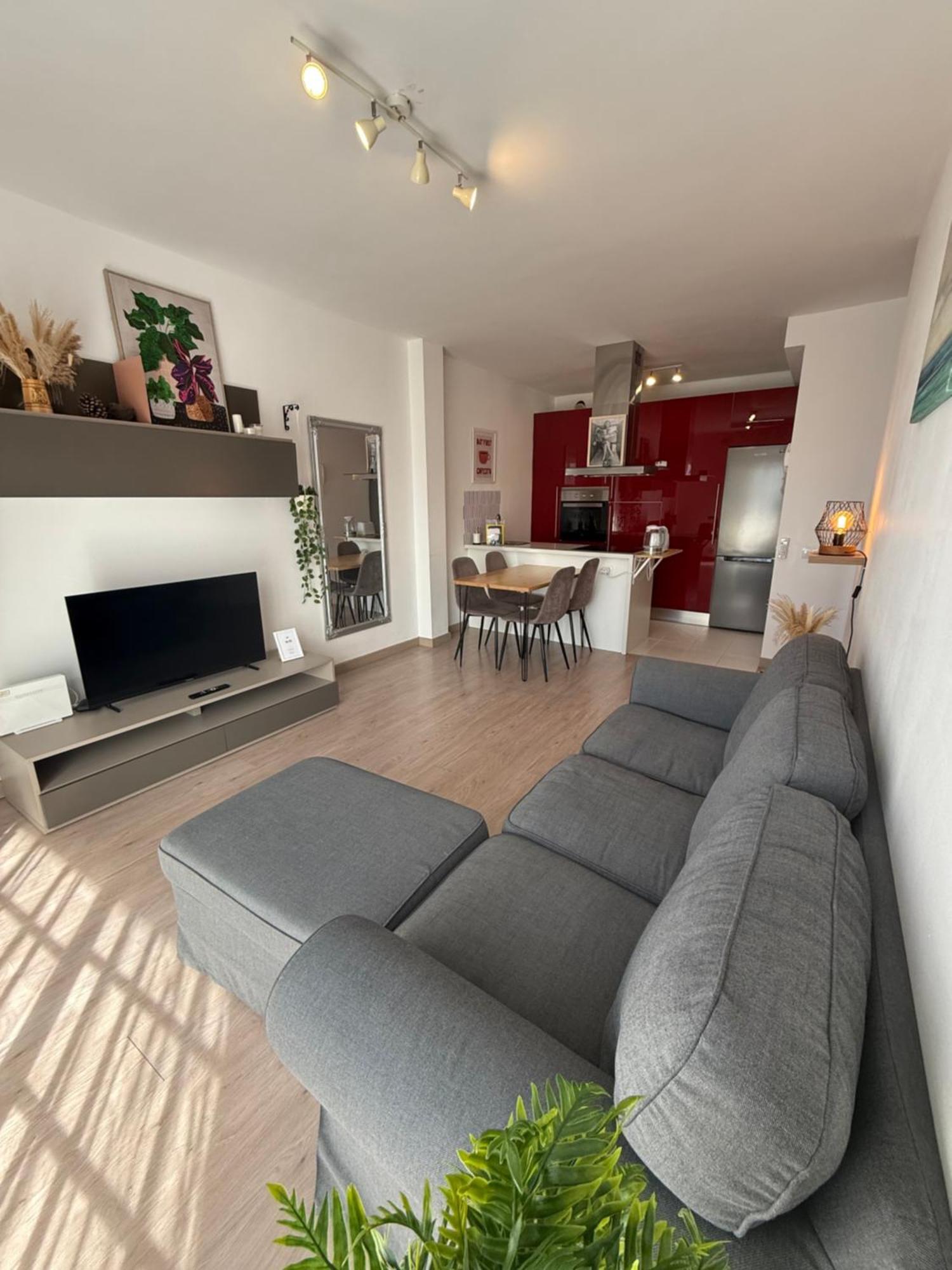 Seaside Paradise - 2 Bedroom Apartment With Ocean Views & Air Conditioning In Playa San Juan エクステリア 写真
